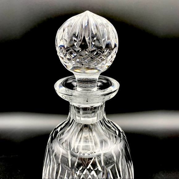 (PENDING) Vintage Waterford Crystal Lismore Decanter 10.75” 1970s EXCELLENT - Picture 5 of 16